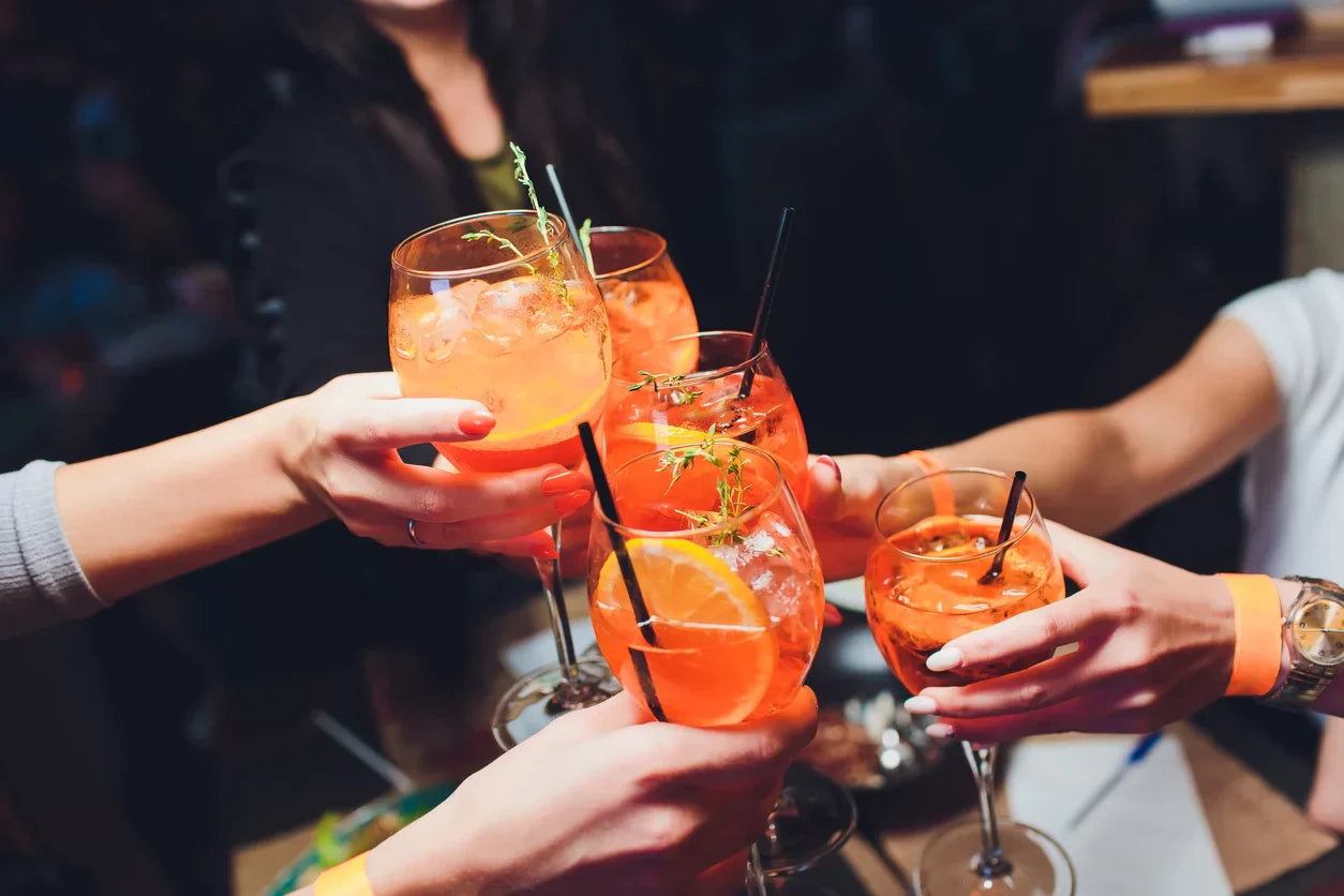 Top 10 Aperitif Rezepte & leichte CALOW-Alternativen – Smart Sipping beginnt hier